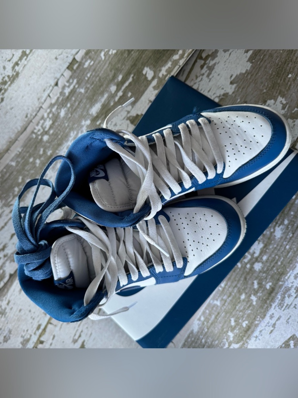 Nike Air Jordan 1 High OG True Blue White Cement Grey Size 5Y - Picture 5 of 10